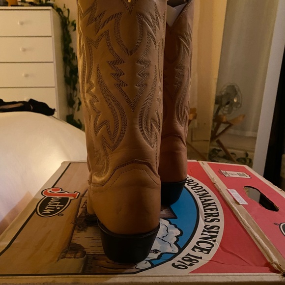 Just Boots Saddle Tan - Picture 4 of 6
